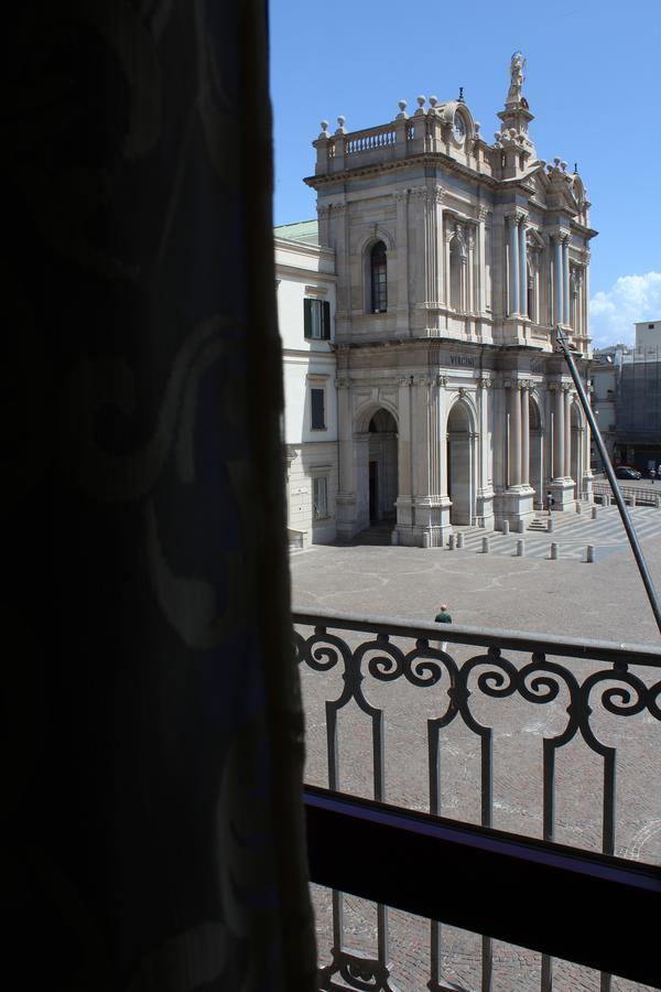 Hotel Il Santuario - Pompei Помпей Екстериор снимка