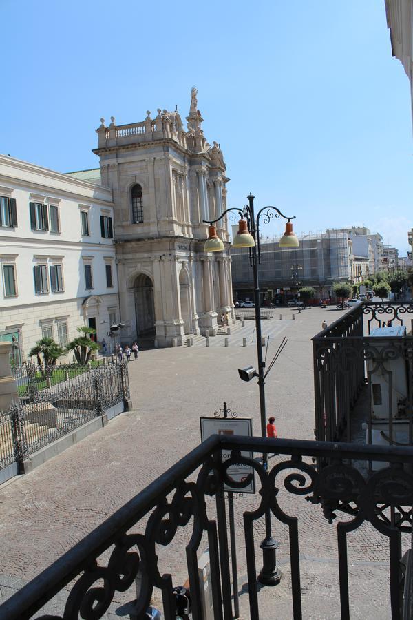 Hotel Il Santuario - Pompei Помпей Екстериор снимка